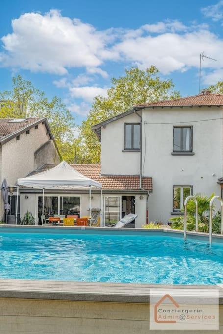 Maison A Lyon Parilly Avec Piscine, Jardin, Parking Prive & Proche Eurexpo Vénissieux Dış mekan fotoğraf